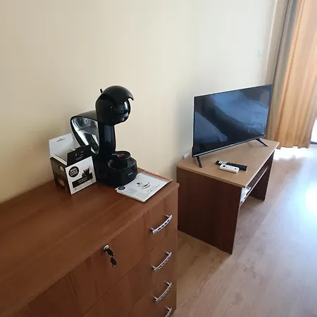 попов 公寓 阳光海滩