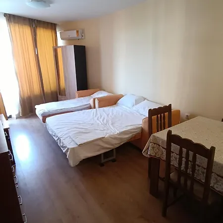 попов Apartment